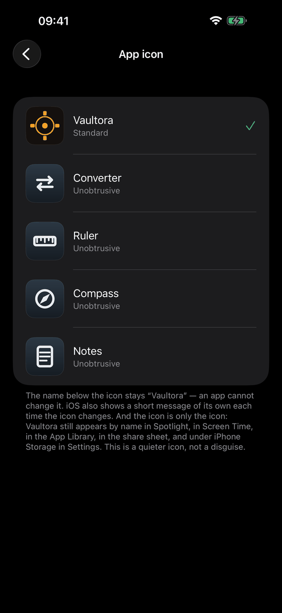 Die Auswahl des App-Symbols: Vaultora als Standard sowie unauffällige Varianten wie Umrechner, Lineal, Kompass und Notizen.